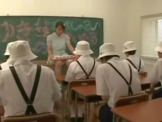 जपानीस क्लासरूम मजाक चलचित्र