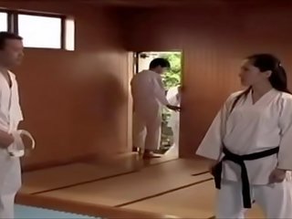 Japansk karate lærer rapped av studen twice